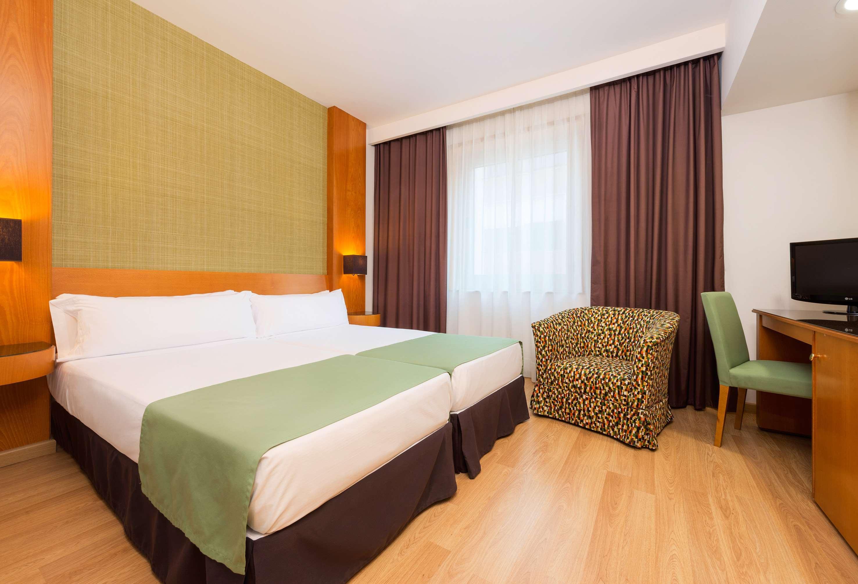 Hotel Elche Centro , Affiliated By Melia Luaran gambar