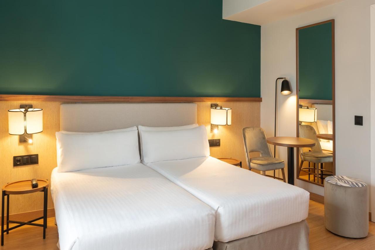 Hotel Elche Centro , Affiliated By Melia Luaran gambar