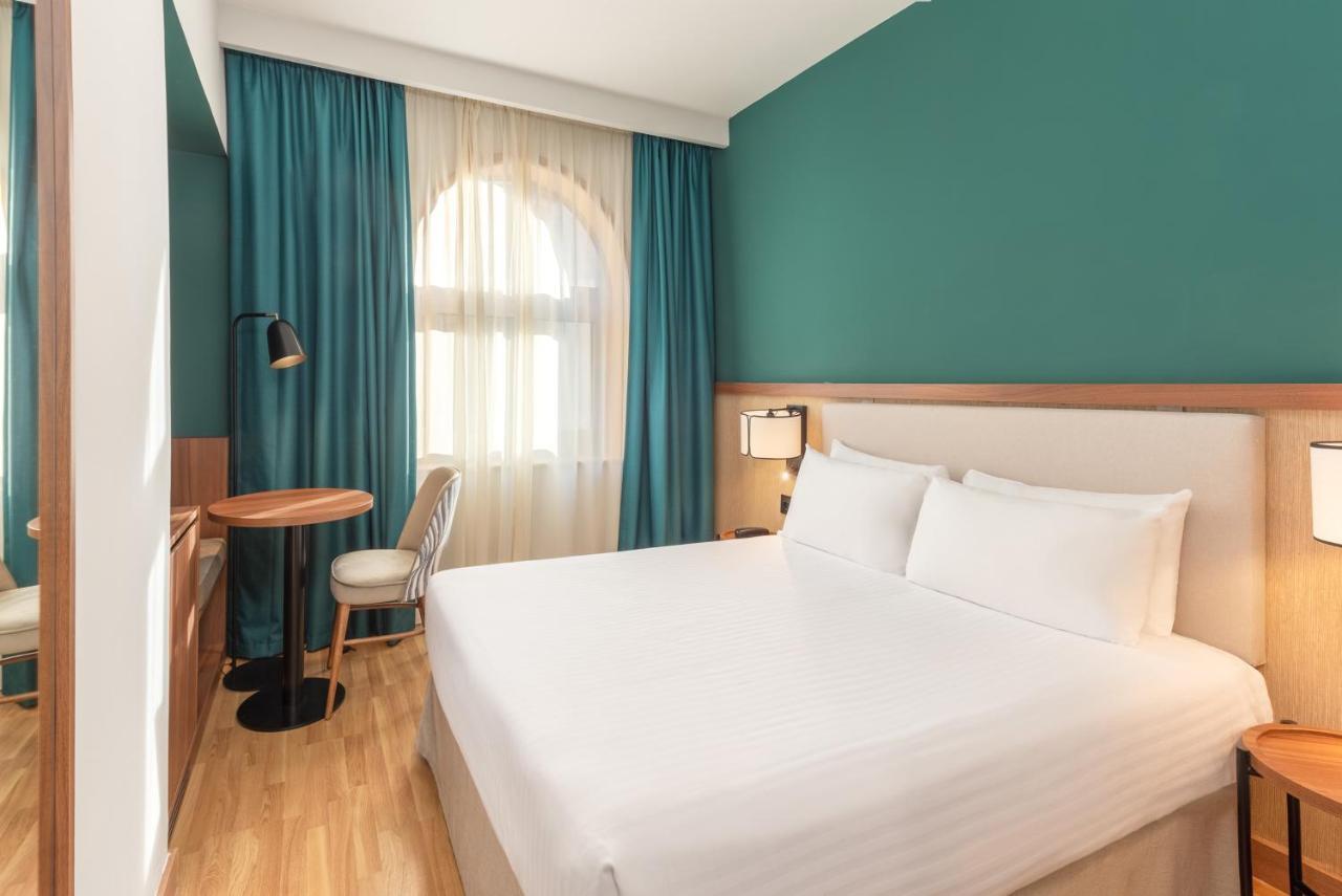 Hotel Elche Centro , Affiliated By Melia Luaran gambar