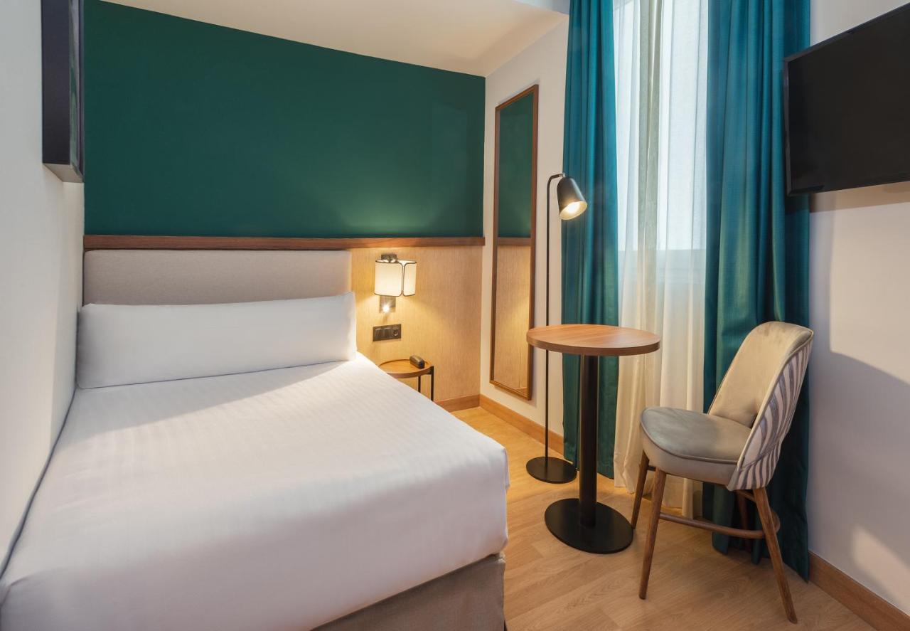 Hotel Elche Centro , Affiliated By Melia Luaran gambar