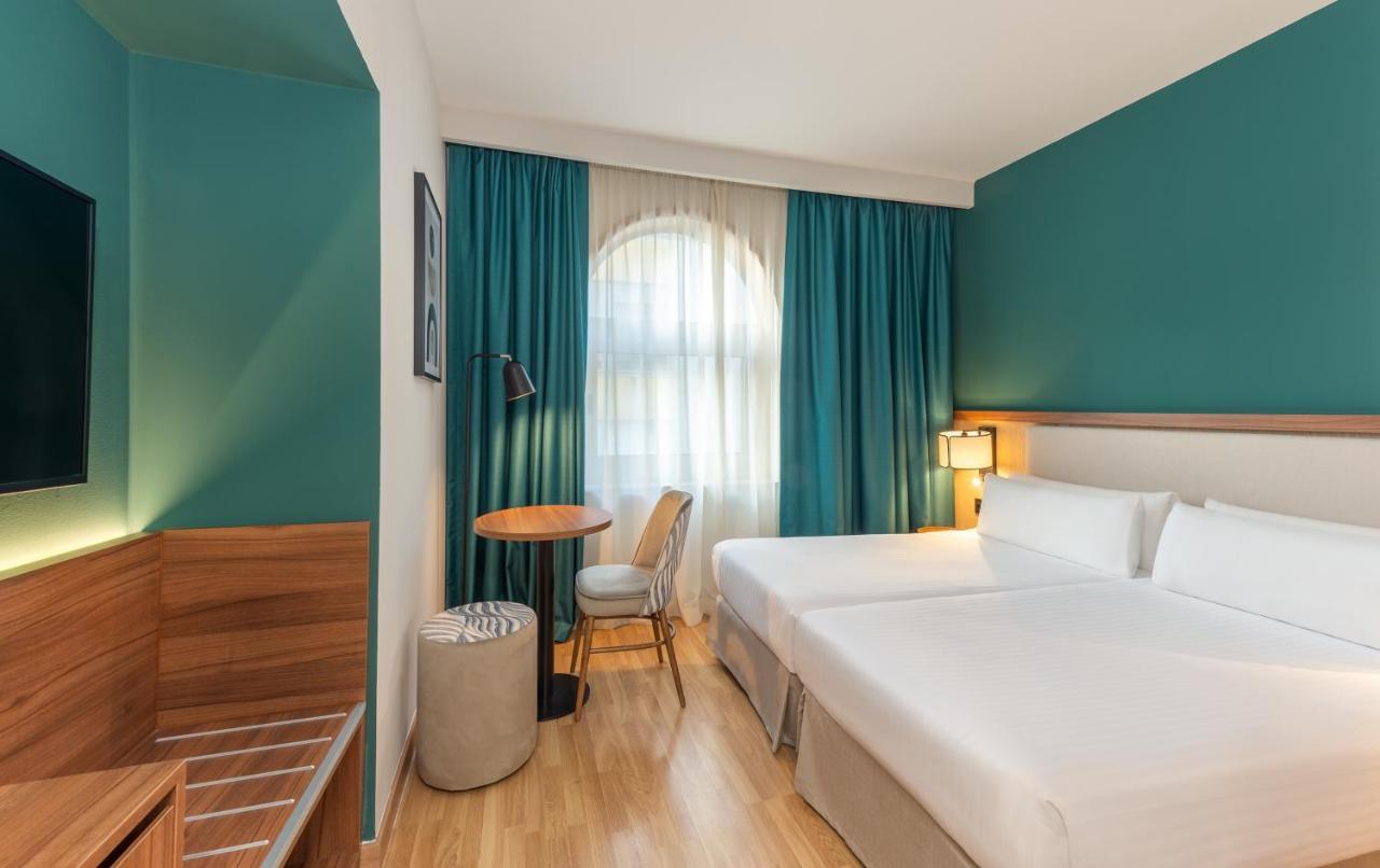 Hotel Elche Centro , Affiliated By Melia Luaran gambar
