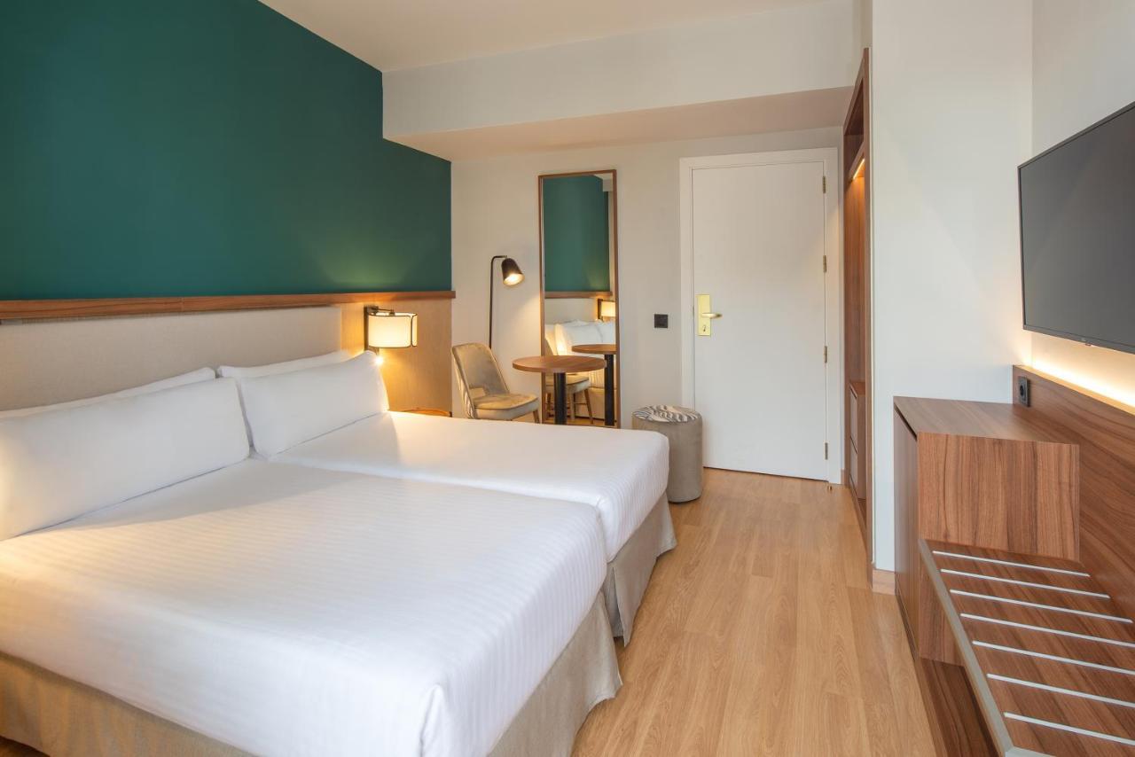 Hotel Elche Centro , Affiliated By Melia Luaran gambar
