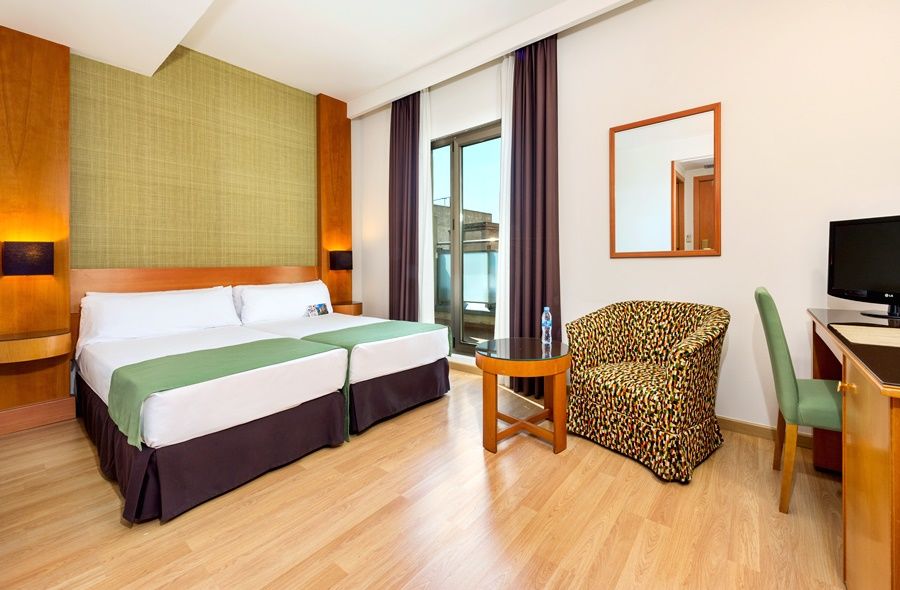 Hotel Elche Centro , Affiliated By Melia Luaran gambar